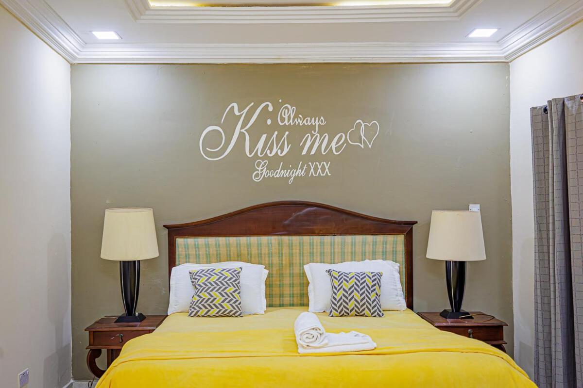 Ocean Villa Heights Brufut ภายนอก รูปภาพ