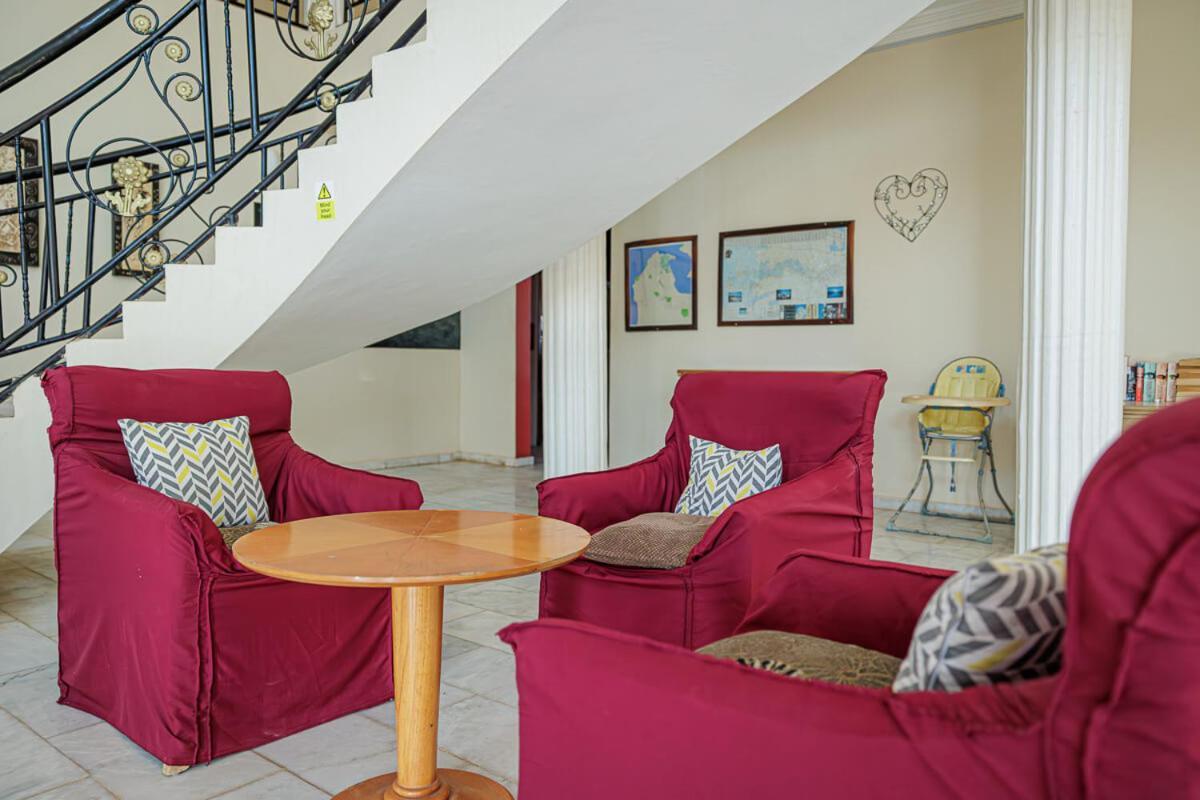 Ocean Villa Heights Brufut ภายนอก รูปภาพ